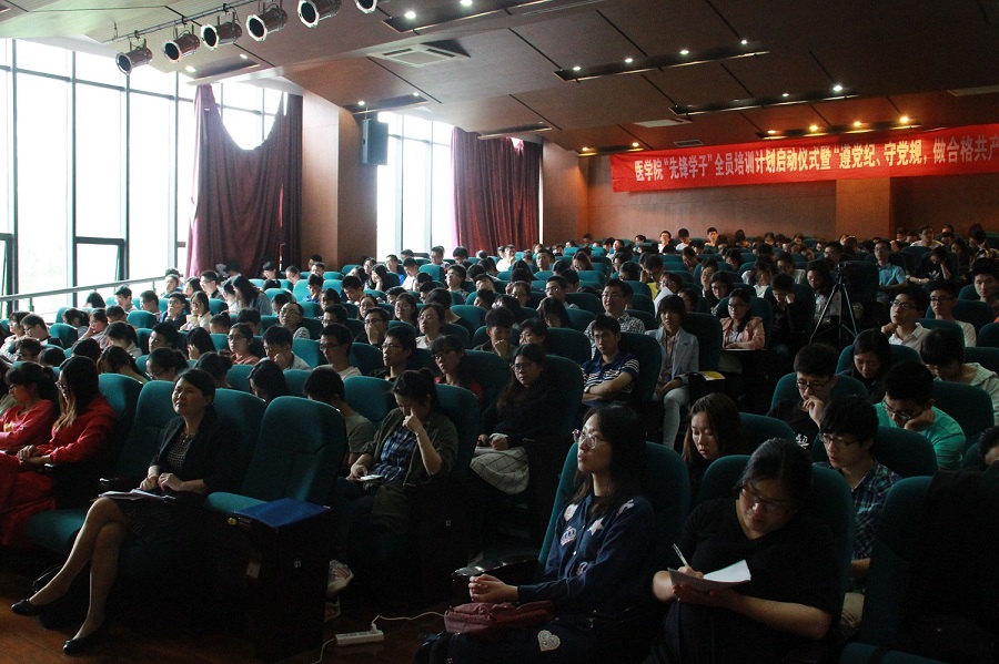 1488530842705721.jpg 201606010734481798022364.jpg